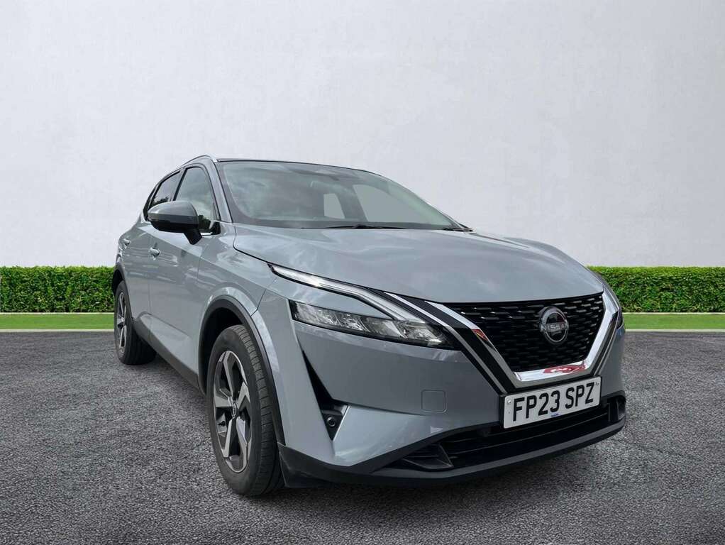 Nissan Qashqai 1.3 Dig-t Mh N-connecta Grey