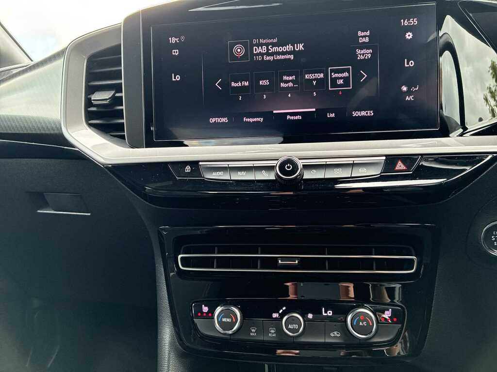 Vauxhall Mokka-e 50Kwh Gs Suv 136 Ps White #10