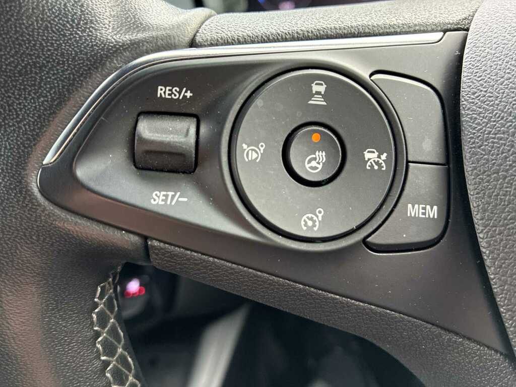 Vauxhall Mokka-e 50Kwh Gs Suv 136 Ps White #24