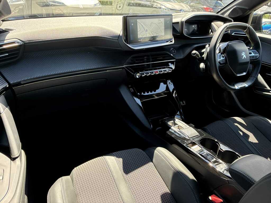 Peugeot 208 1.2 Puretech 130 Gt Eat8 Black #6