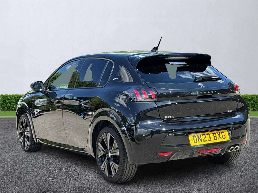Peugeot 208 1.2 Puretech 130 Gt Eat8 Black #2