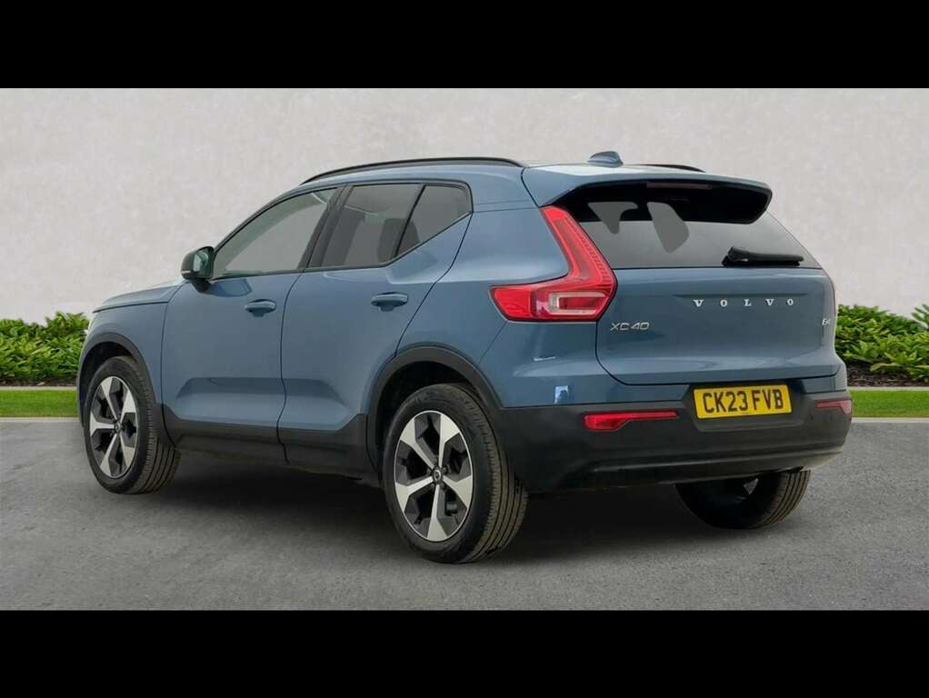 Volvo XC40 2.0 B4p Ultimate Dark CK23FVB Blue #2