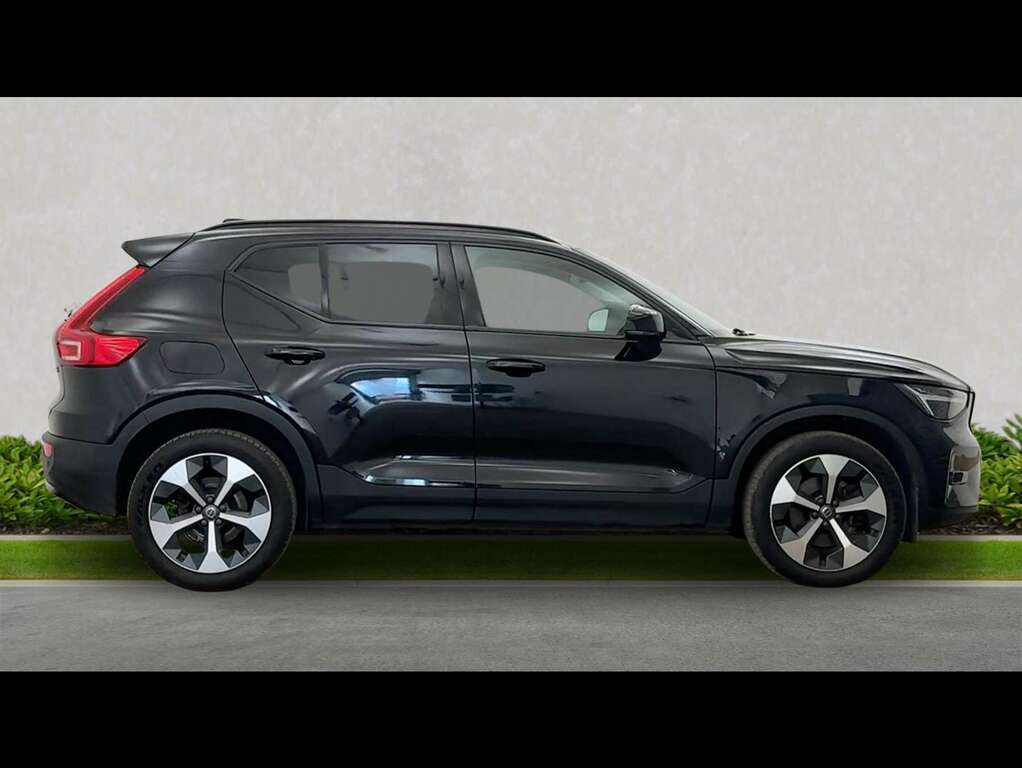Volvo XC40 2.0 B4p Ultimate Dark CK23EEJ Black #3