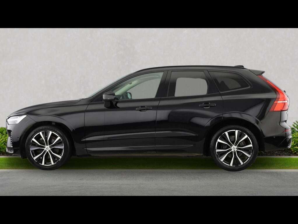 Volvo XC60 2.0 B5p Ultimate Dark Awd Geartronic GSZ7211 Black #4