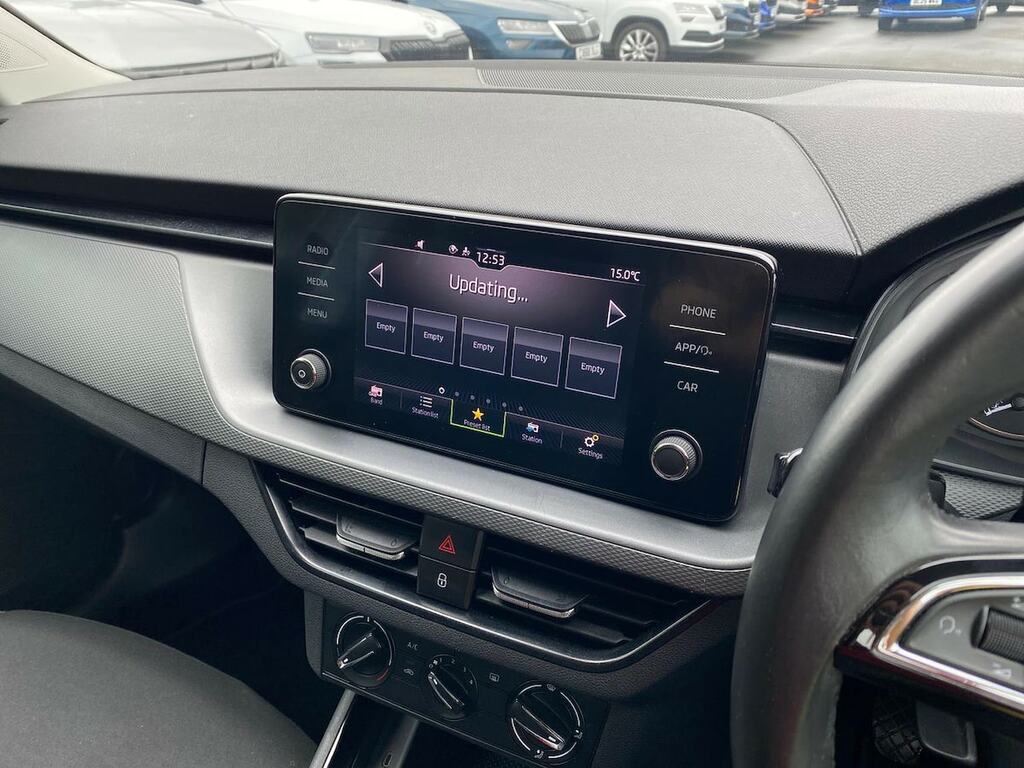 Skoda Kamiq 1.0 Se Tsi Dsg 114 Bhp White #24