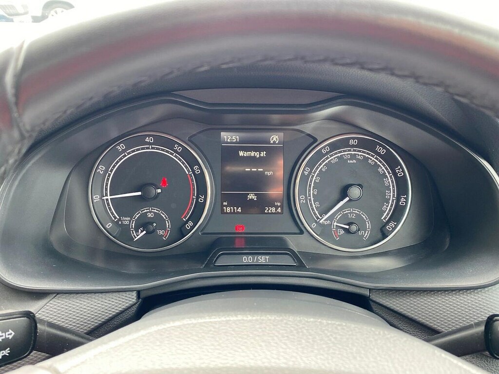 Skoda Kamiq 1.0 Se Tsi Dsg 114 Bhp White #10