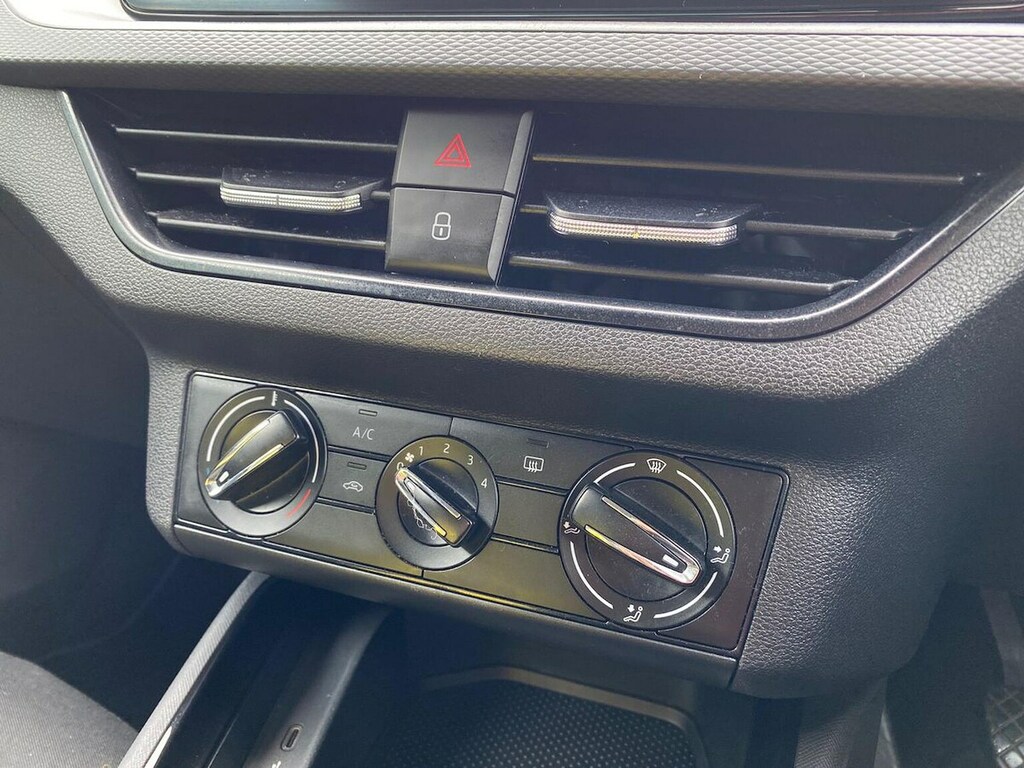 Skoda Kamiq 1.0 Se Tsi Dsg 114 Bhp White #21
