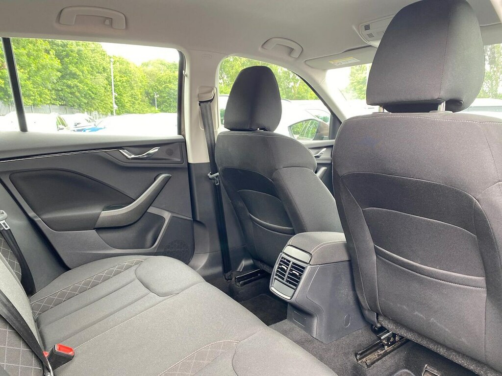 Skoda Kamiq 1.0 Se Tsi Dsg 114 Bhp White #31