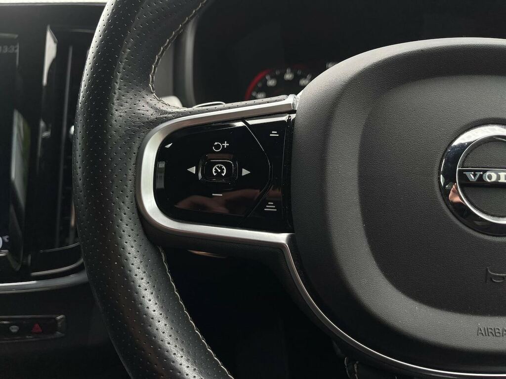 Volvo V90 2.0 D4 R Design Geartronic Silver #26