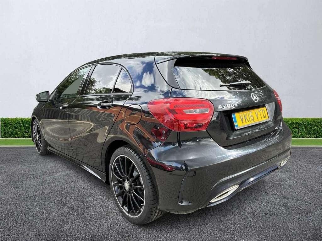 Mercedes-Benz A Class A200d Amg Line Black #2
