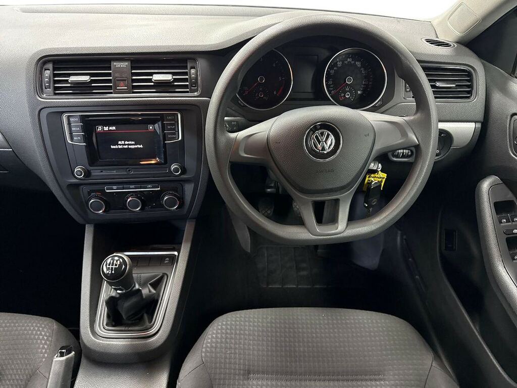 Volkswagen Jetta Se Tdi Bluemotion Technology Black #9