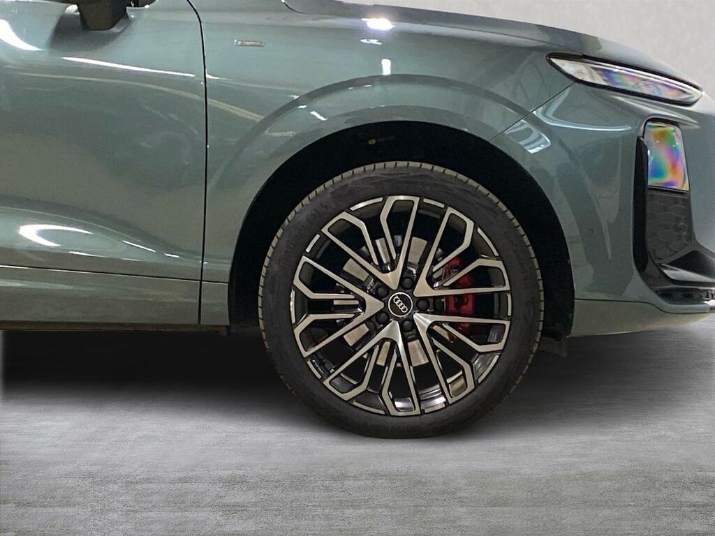 Audi Q3 1.5 E-hybrid Edition 1 Sportback Plug-i VX26UWA Green #6