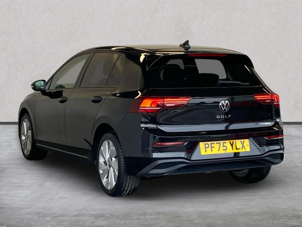 Volkswagen e-Golf 1.5 Tsi Ehybrid 19.7Kwh Match Hatchback Black #2
