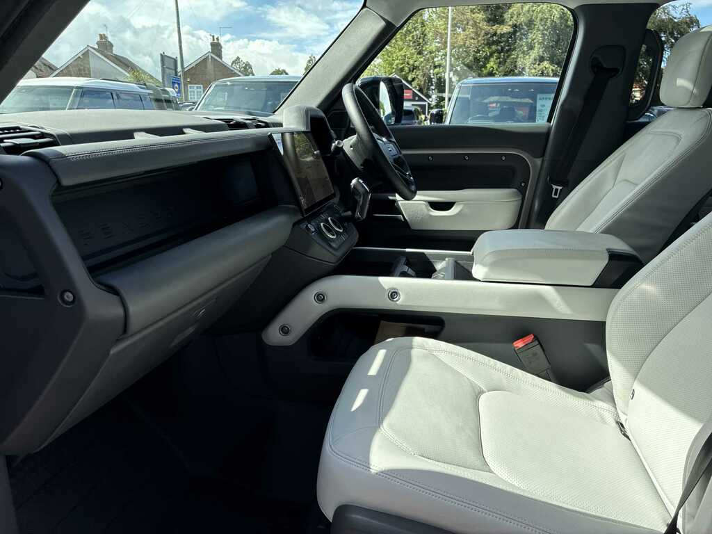 Land Rover Defender 110 2.0 P300e X-dynamic Hse 110 Grey #3