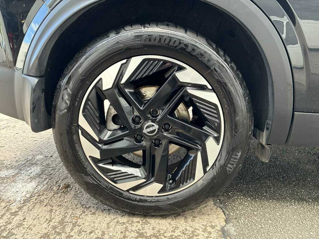 Nissan Qashqai 1.3 Dig-t Mh N-connecta DG75BEO Black #6