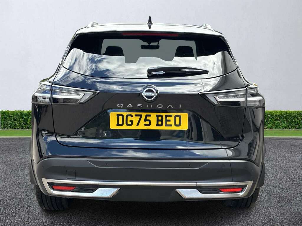 Nissan Qashqai 1.3 Dig-t Mh N-connecta DG75BEO Black #4
