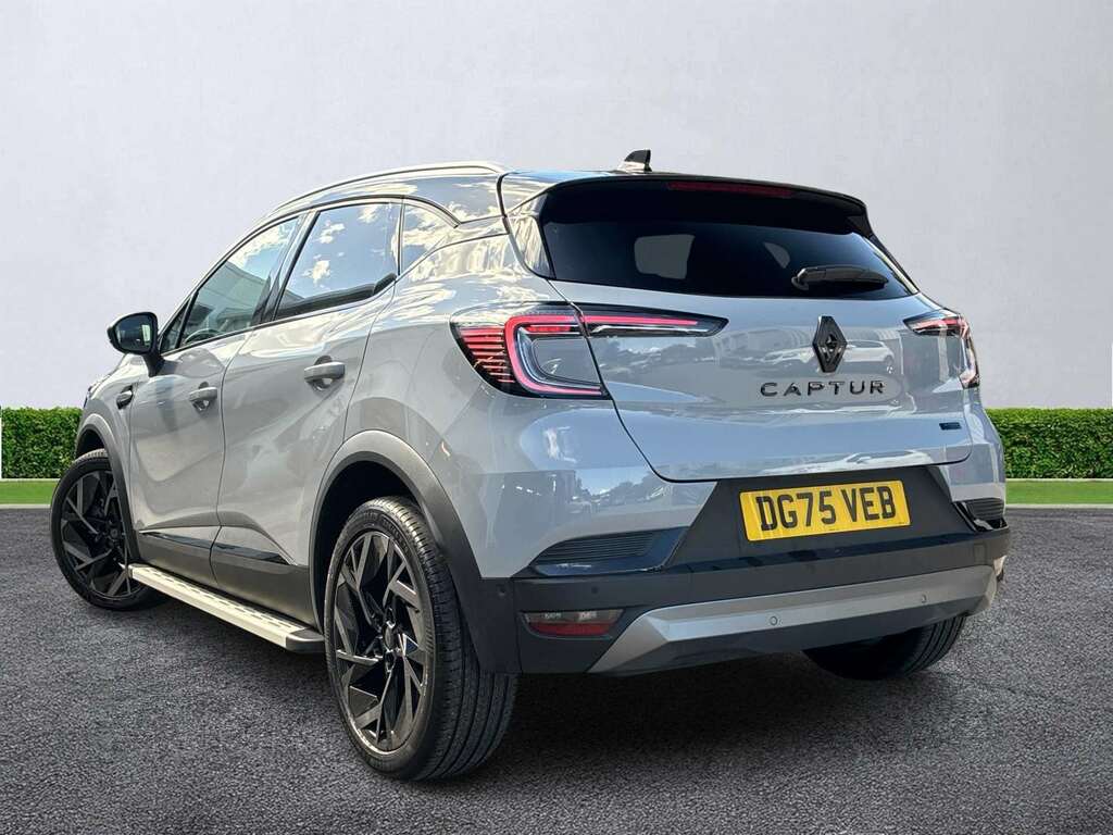 Renault Captur 1.8 E-tech Full Hybrid 160 Esprit Alpine Grey #2