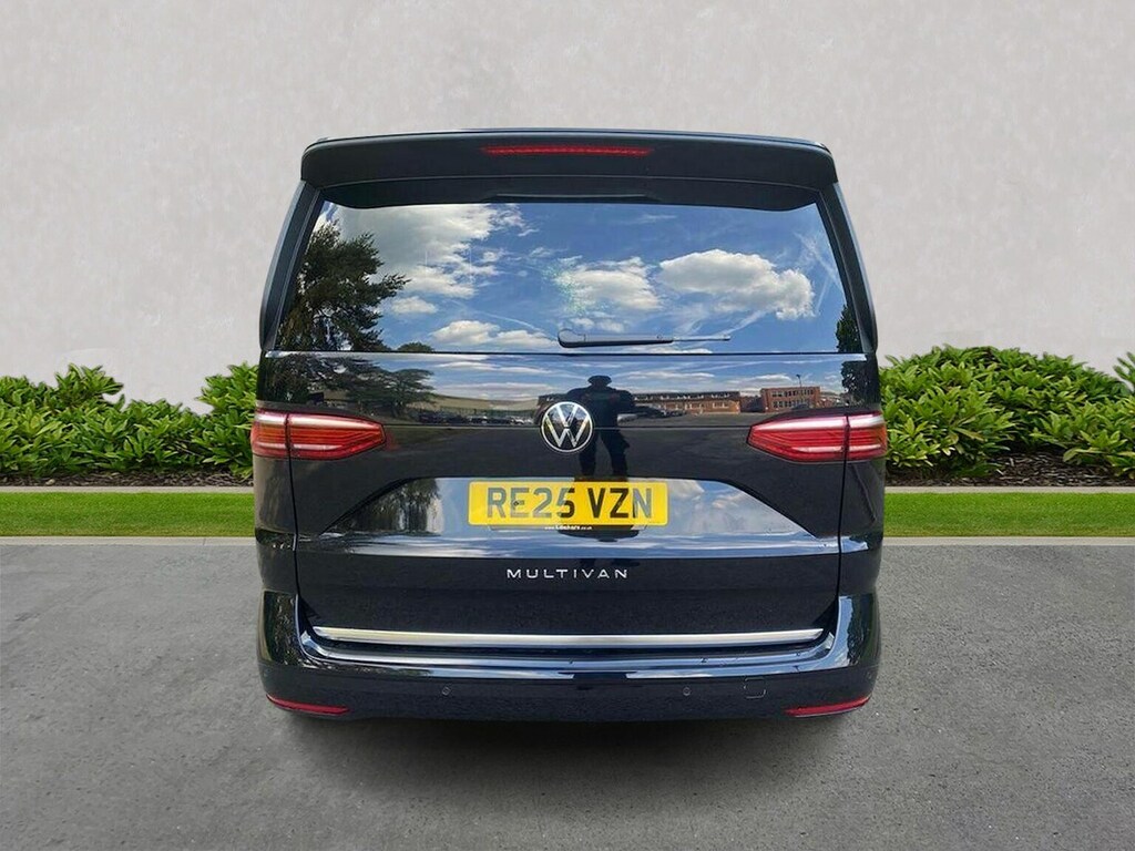 Volkswagen Multivan 2.0 Tsi Style Long Mpv Dsg Euro 6 Ss RE25VZN Black #4