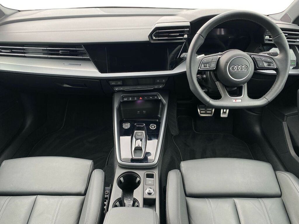 Audi A3 1.5 Tfsi 35 S Line Sportback S Tronic E YM74XMS Black #4