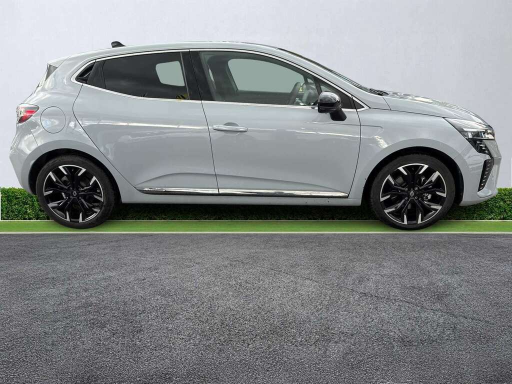 Renault Clio 1.6 E-tech Full Hybrid 145 Techno MF74XKO Grey #3