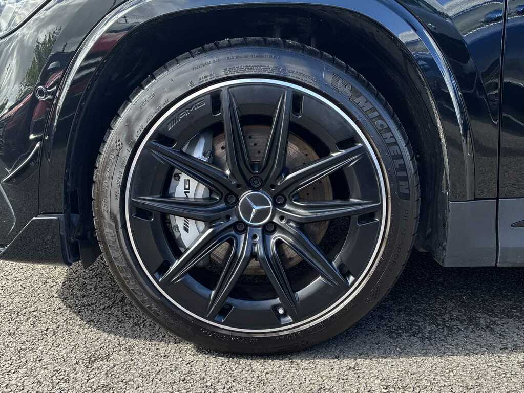 Mercedes-Benz GLA Class Gla 35 4Matic Premium Plus Black #6