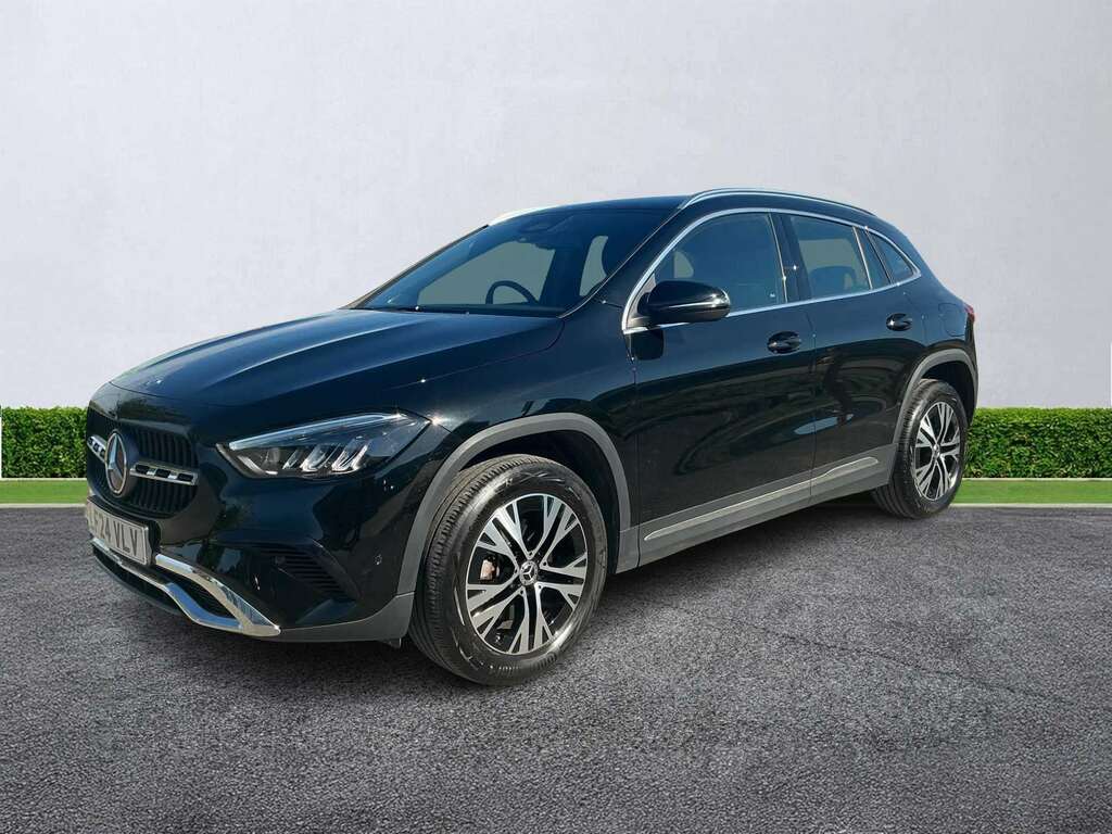 Mercedes-Benz GLA Class Gla 200 Sport Executive LF24VLV Black #3