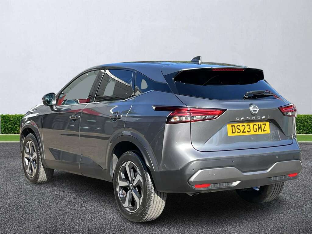 Nissan Qashqai 1.3 Dig-t Mh 158 N-connecta Xtronic DS23GMZ Grey #2