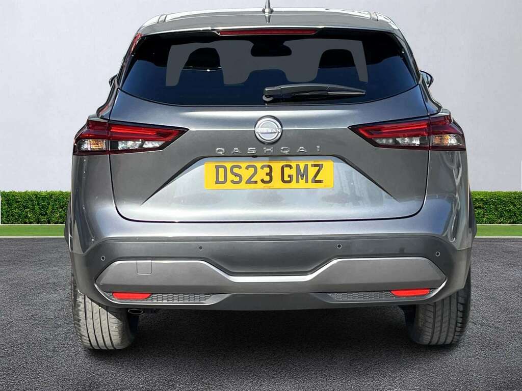 Nissan Qashqai 1.3 Dig-t Mh 158 N-connecta Xtronic DS23GMZ Grey #4