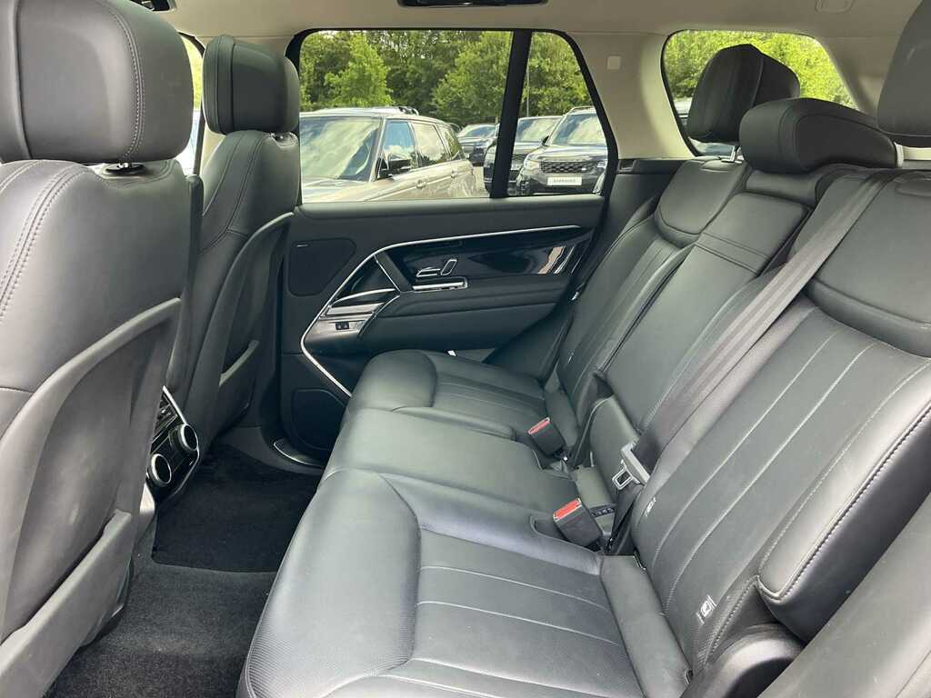 Land Rover Range Rover 3.0 P400 Hse RO23UWL Black #4