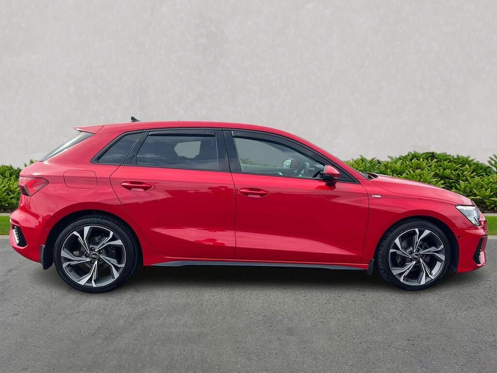 Audi A3 30 Tfsi S Line S Tronic Comfortsound CVZ7573 Red #3