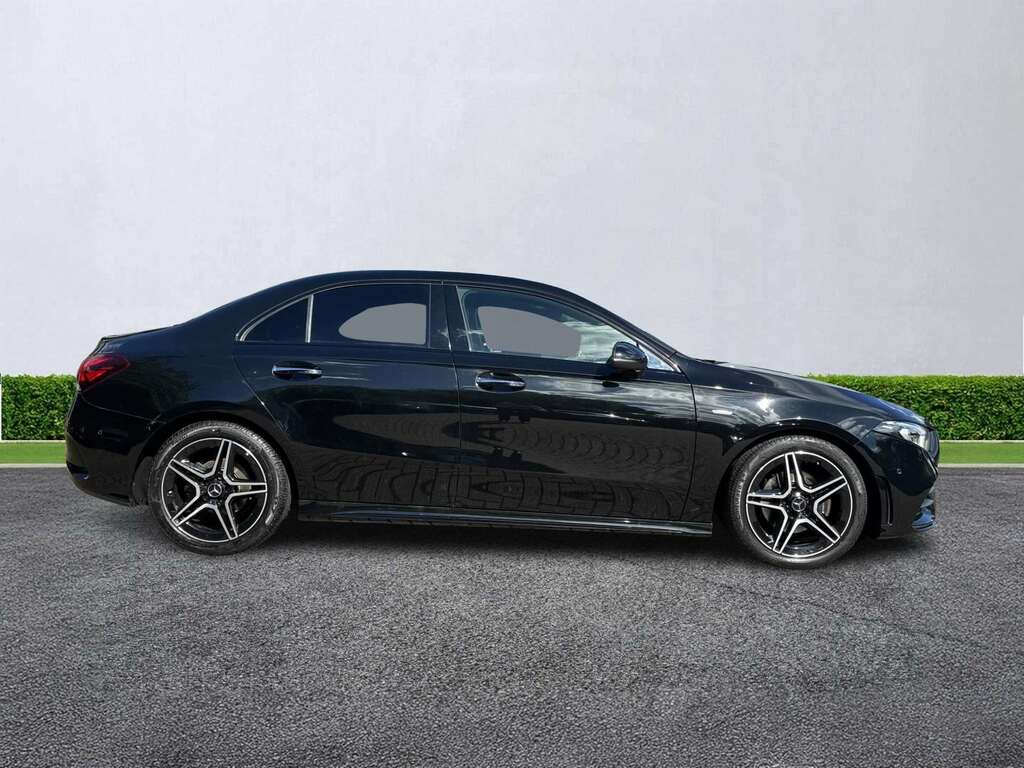 Mercedes-Benz A Class A200d Amg Line Premium Plus Edition Black #3