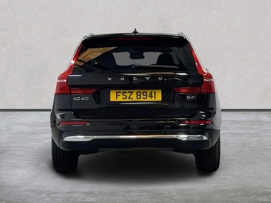 Volvo XC60 Xc60 2.0 B4d Inscription Awd Geartronic Estate FSZ8941 Black #4