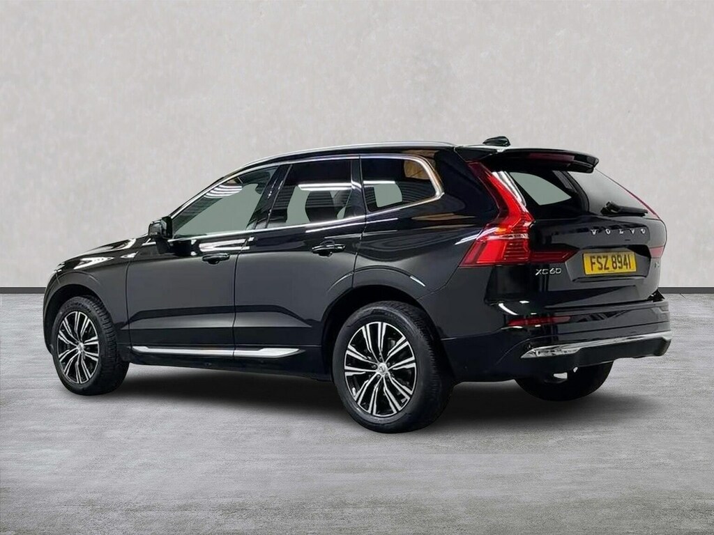 Volvo XC60 Xc60 2.0 B4d Inscription Awd Geartronic Estate FSZ8941 Black #2