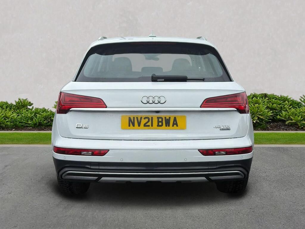 Audi Q5 2.0 Tdi 40 Sport Suv S Tronic Quattro E NV21BWA White #4