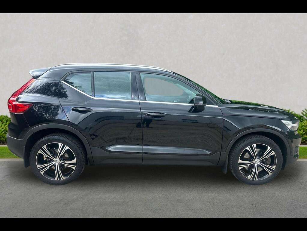 Volvo XC40 1.5 T5 Recharge Phev Inscription Pro BD70SXY Black #3