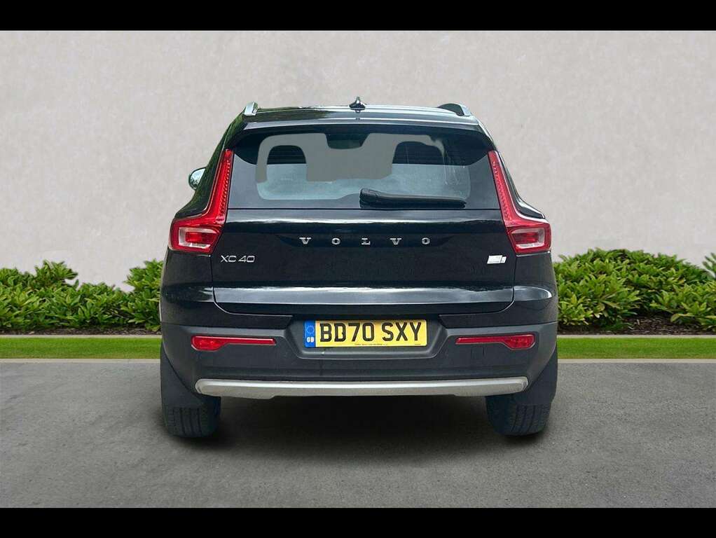 Volvo XC40 1.5 T5 Recharge Phev Inscription Pro BD70SXY Black #4