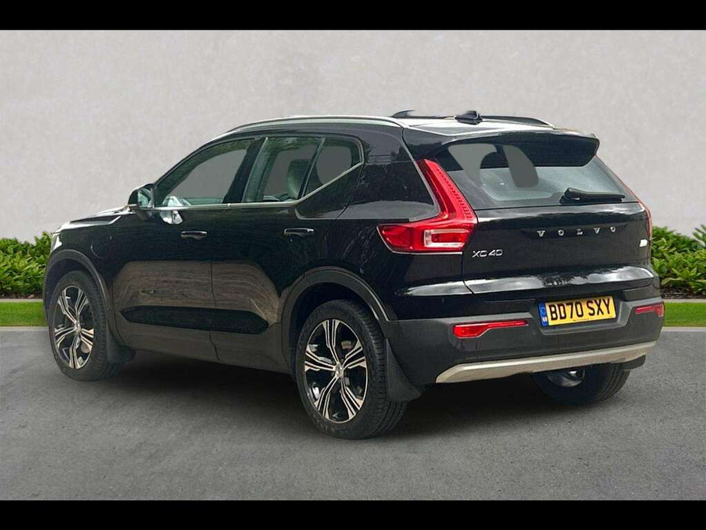 Volvo XC40 1.5 T5 Recharge Phev Inscription Pro BD70SXY Black #2