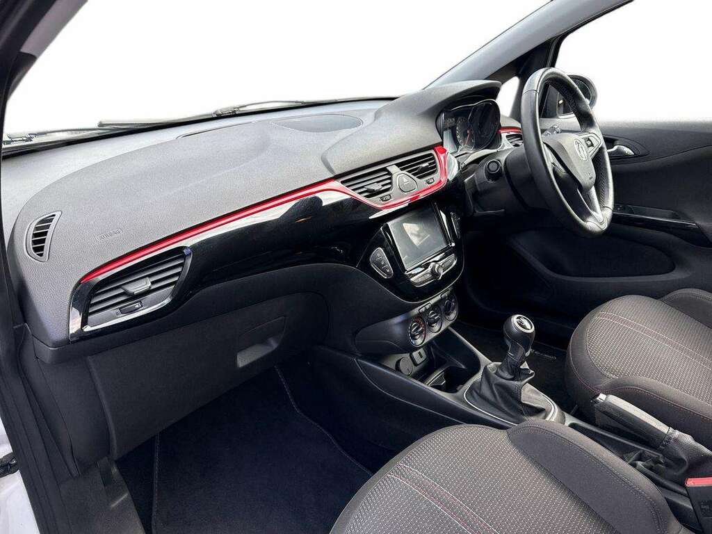 Vauxhall Corsa 1.4 75 Griffin White #7