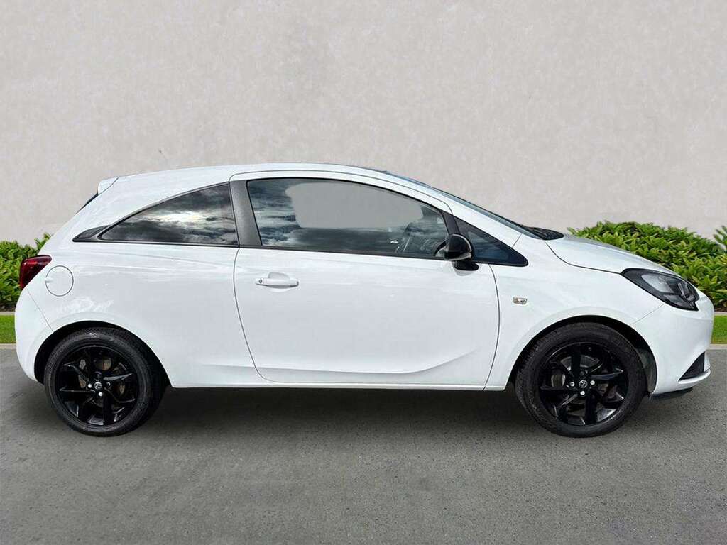 Vauxhall Corsa 1.4 75 Griffin White #3