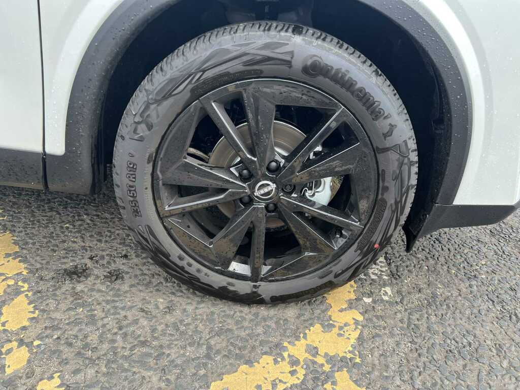 Nissan Qashqai 1.3 Dig-t Mh 158 Tekna NG26HXS #6