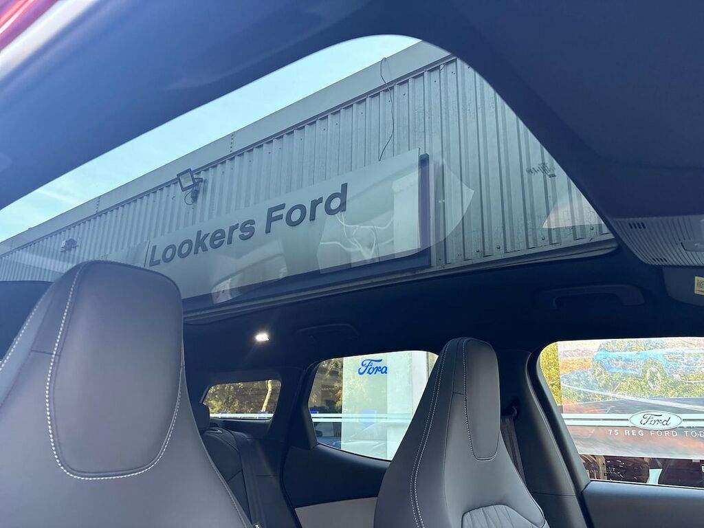 Ford Explorer Extended Range 77Kwh Premium #32