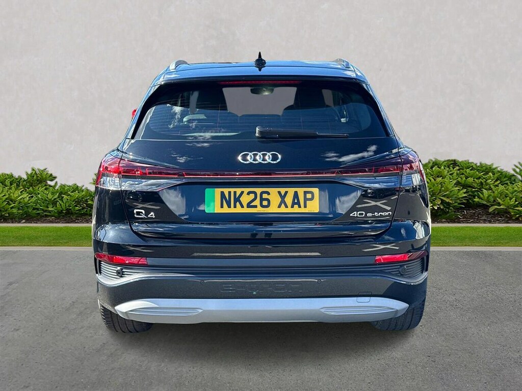 Audi Q4 E Tron 150Kw 40 63Kwh Sport Leather Black #4