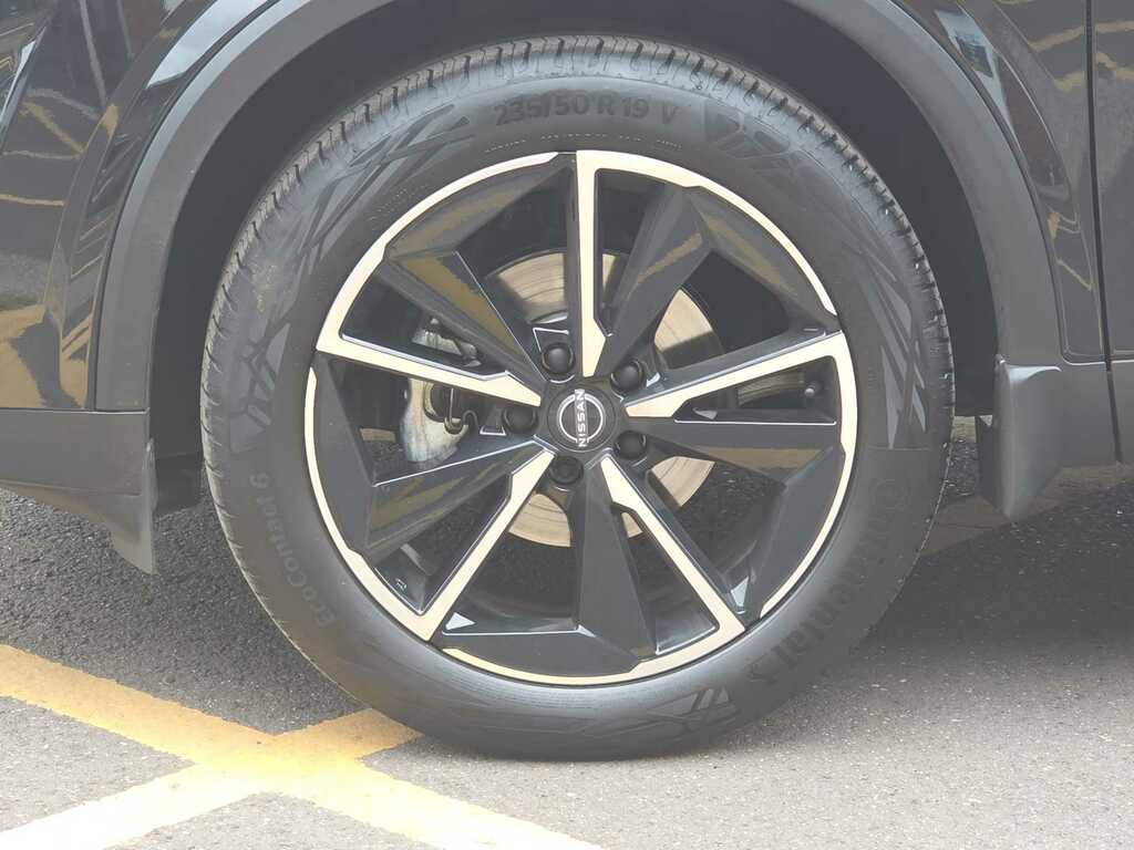Nissan Qashqai 1.3 Dig-t Mh Tekna YK26VAO Black #6