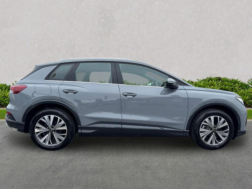 Audi Q4 E Tron 45 Sport Suv 82Kwh 286 Ps Grey #3