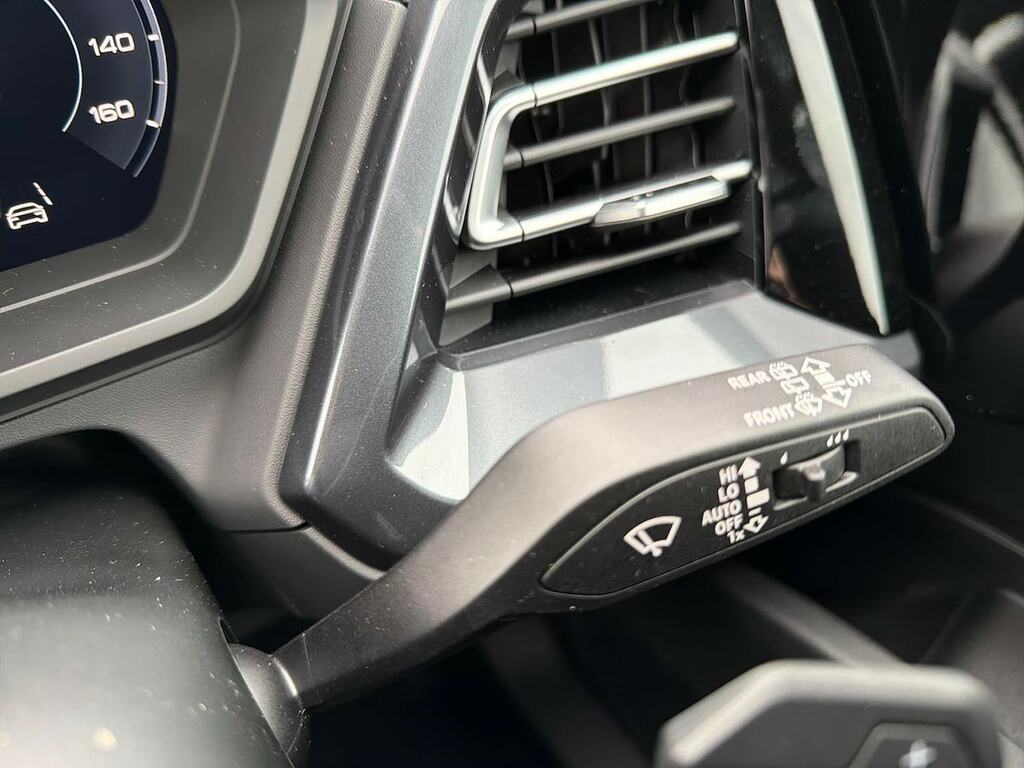 Audi Q4 E Tron Q4 Black Edition 45 E-tron 210,00 Kw #28