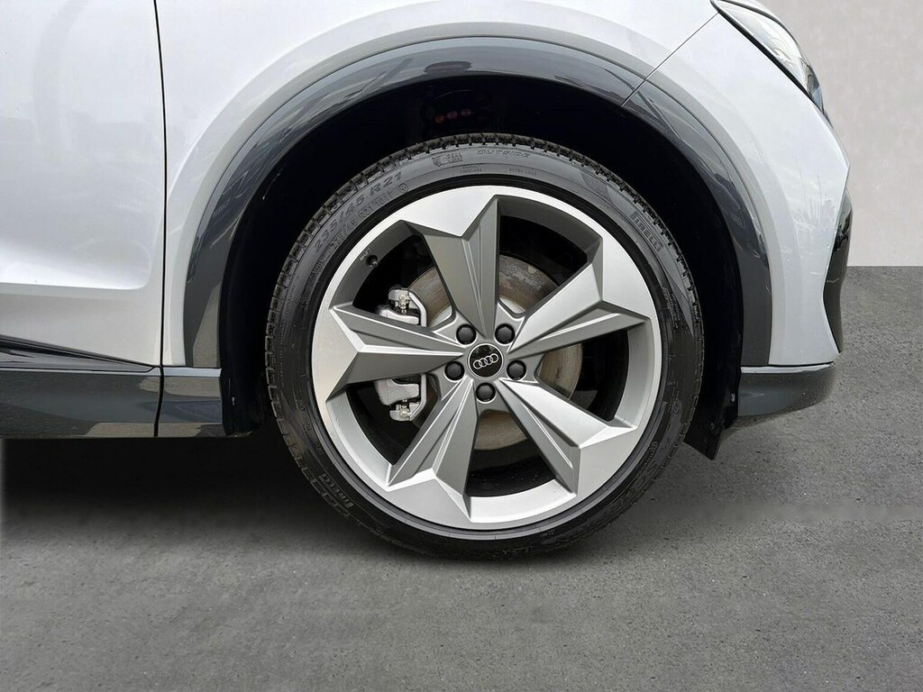 Audi Q4 E Tron 210Kw 45 82Kwh Black Edition Tech Pack Silver #6