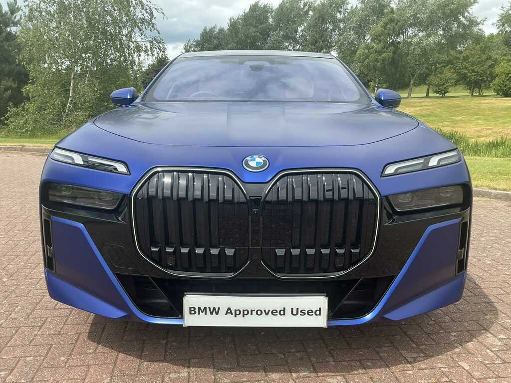 BMW i7 335Kw Edrive50 M Sport 105.7Kwh Blue #5