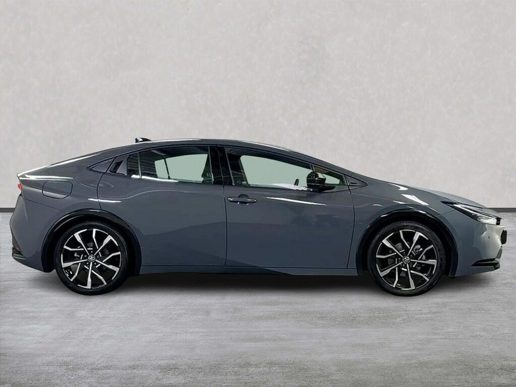 Toyota Prius 2.0 13.6Kwh Excel Hatchback Plug-in Hyb Grey #3