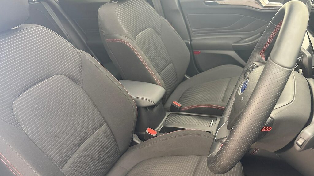 Ford Focus 1.0 Ecoboost Hybrid Mhev Titanium Black #14
