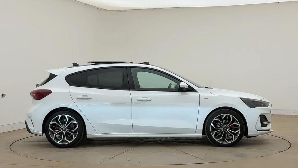 Ford Focus 1.0T Ecoboost Mhev St-line X Hatchback White #3